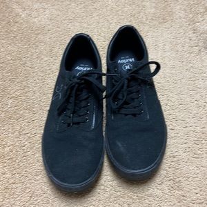 Hurley shoes